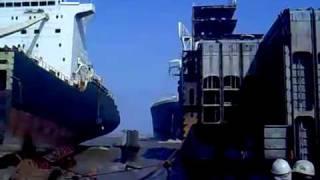 How NOT to dock an oil tanker